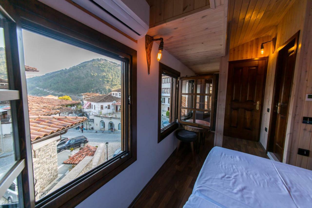 Heraklis Hotel Berat Luaran gambar